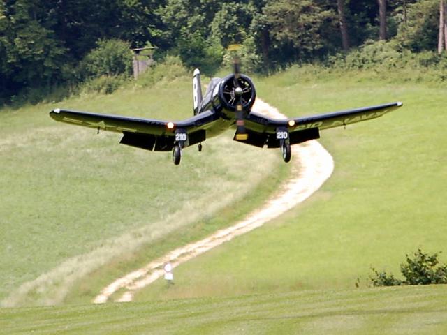 warbirdtreffen-corsair (11).jpg